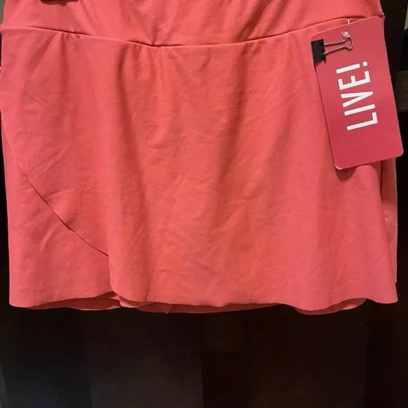 LIVE High-Rise Tennis Skirt Skort CORAL NEW NWT - Picture 4 of 13